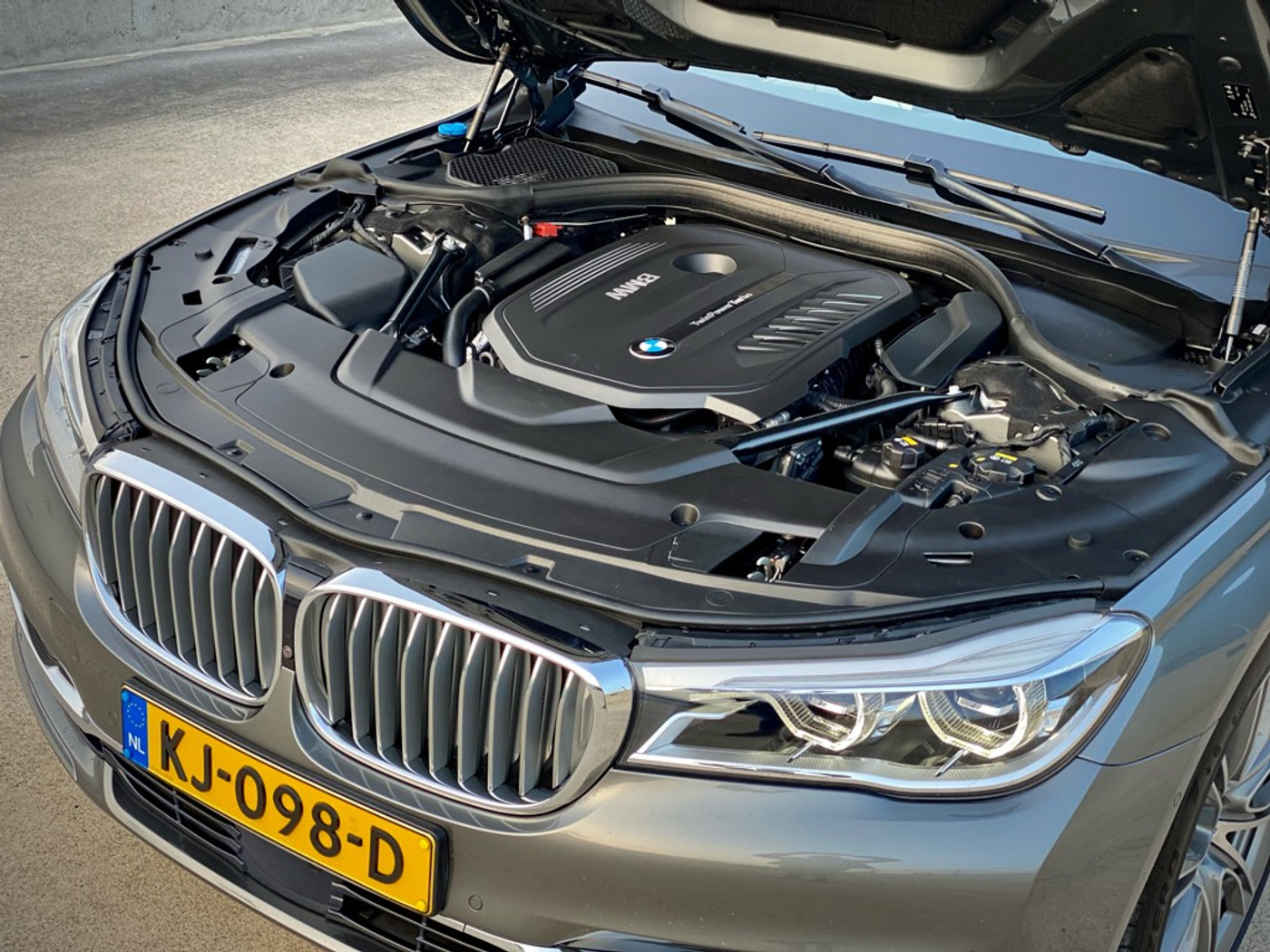 Foto van BMW 740li
