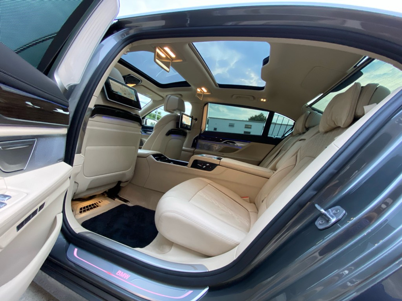 Foto van BMW 740li
