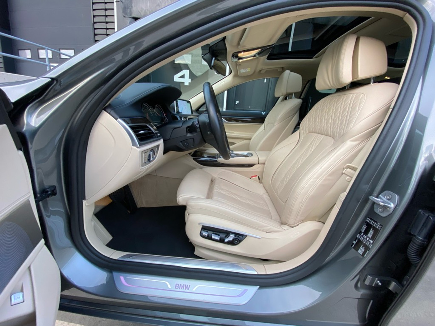 Foto van BMW 740li