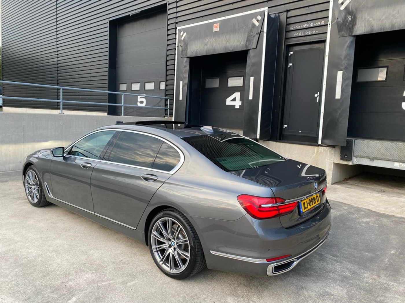 Foto van BMW 740li