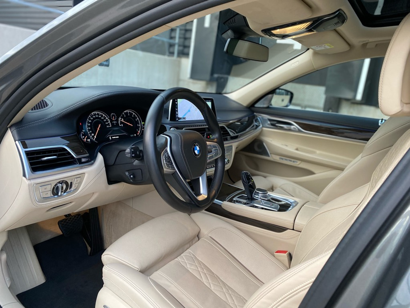Foto van BMW 740li