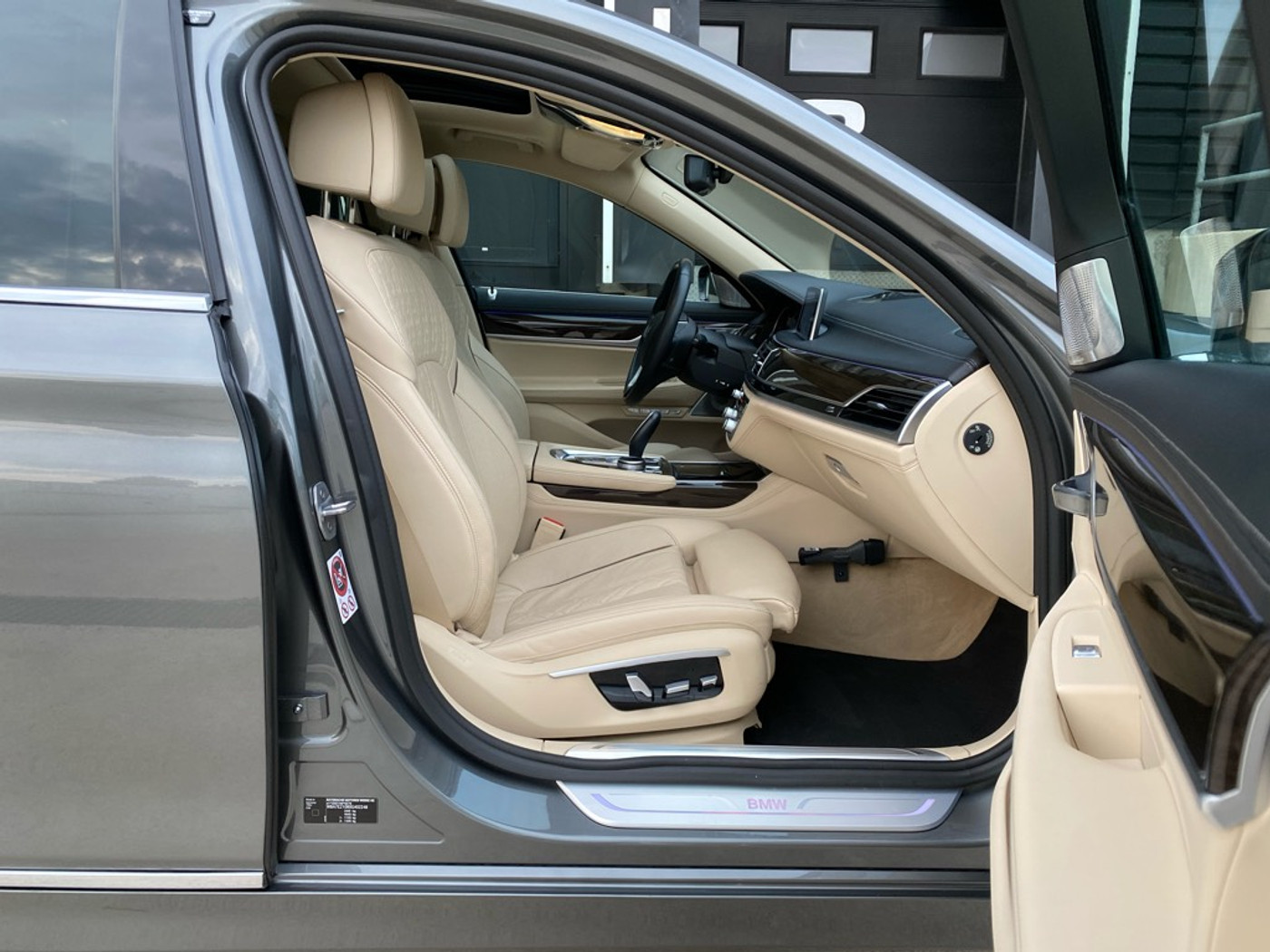 Foto van BMW 740li