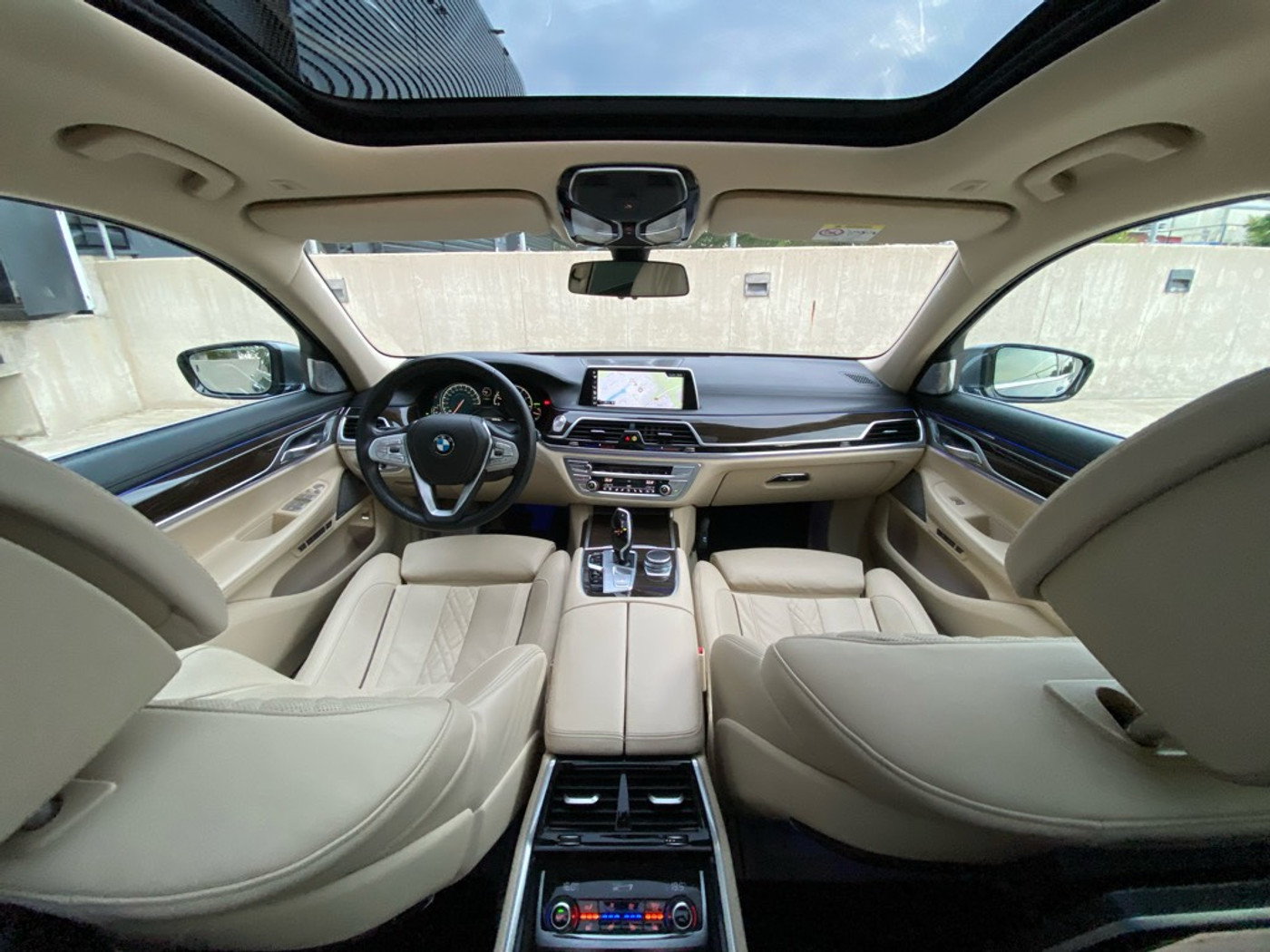 Foto van BMW 740li