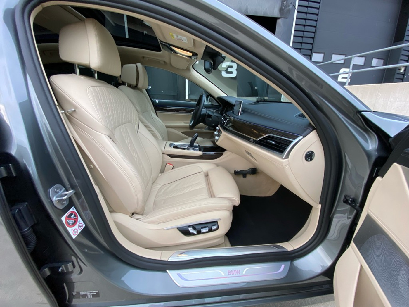 Foto van BMW 740li