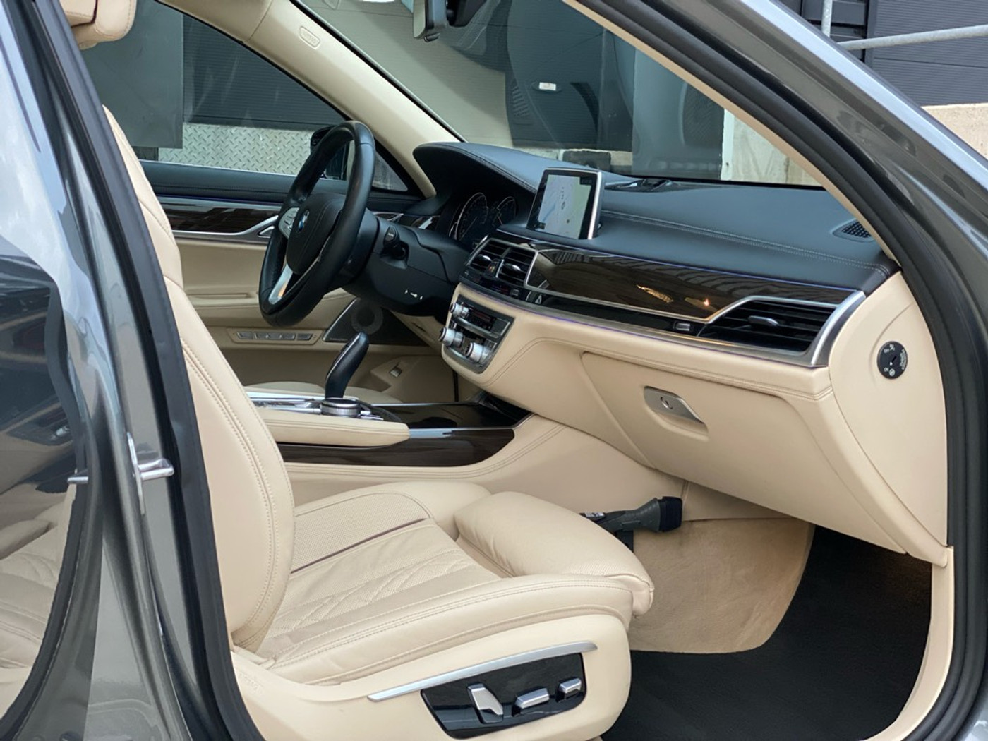 Foto van BMW 740li