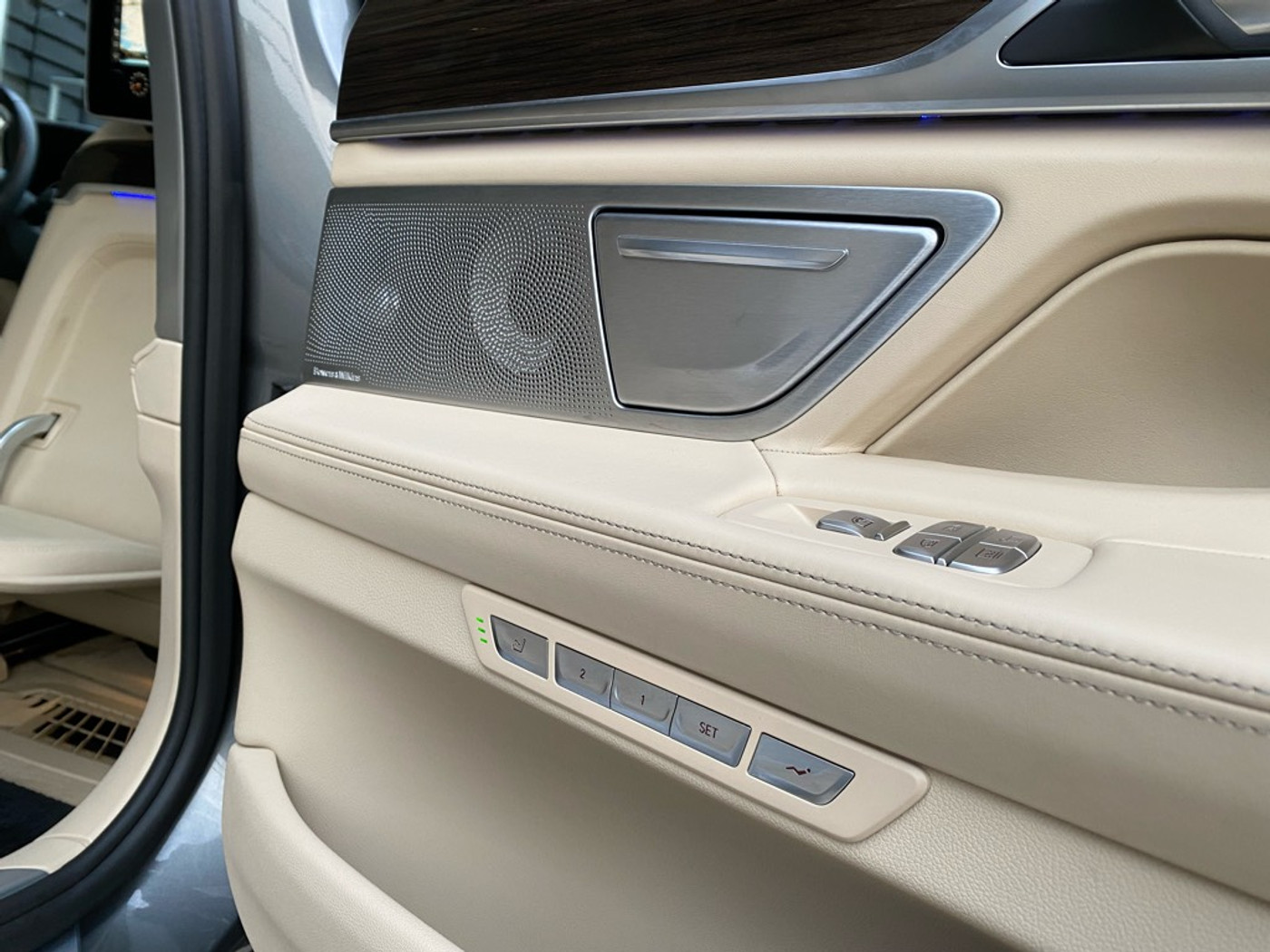 Foto van BMW 740li