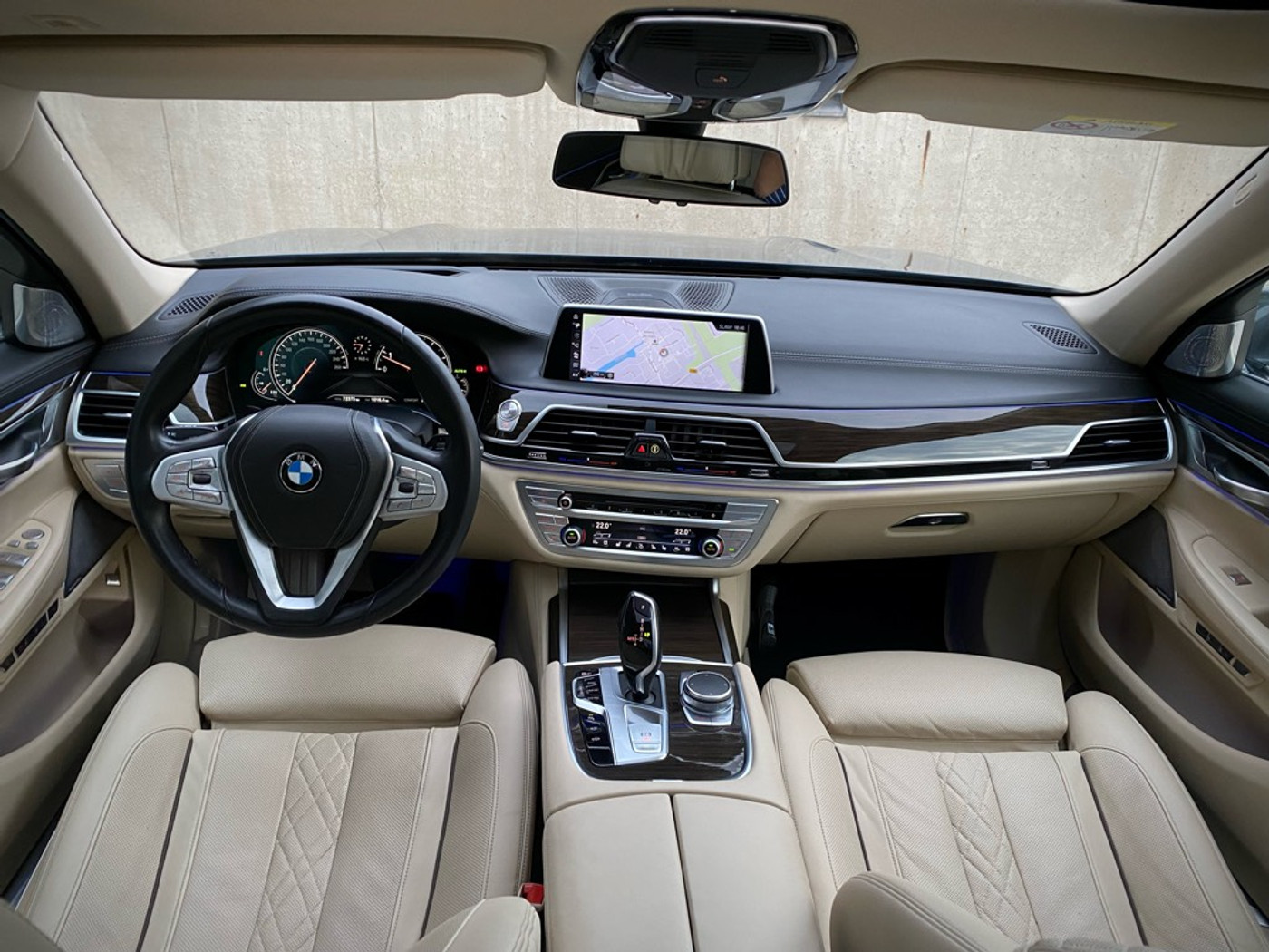Foto van BMW 740li