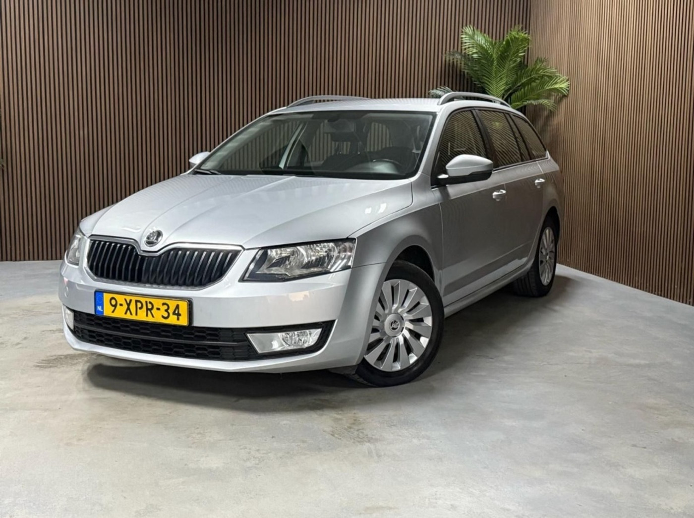 Skoda Octavia 1.2 TSI Grt Ambition 2014 - voorkant