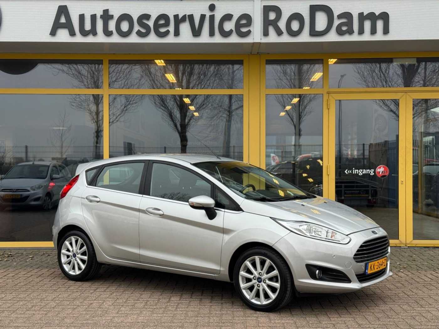 Ford Fiesta 1.0 EcoB. Titanium 2016 - voorkant