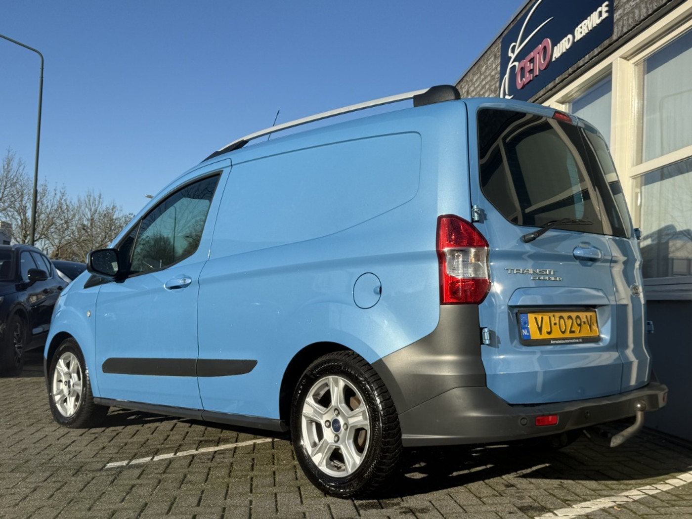 Foto van Ford Transit Courier