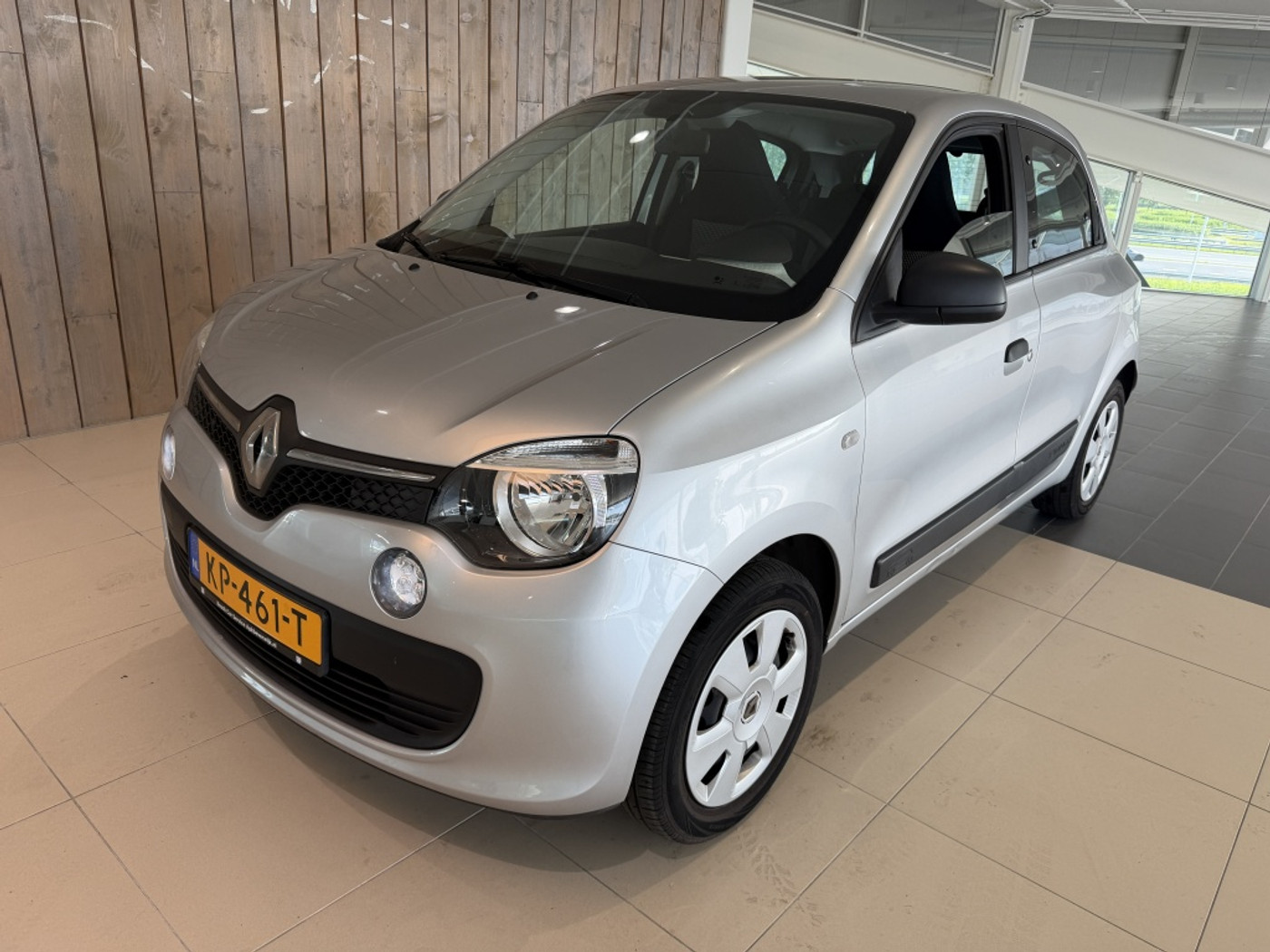 Renault Twingo 1.0 SCe Authentique 2016 - voorkant
