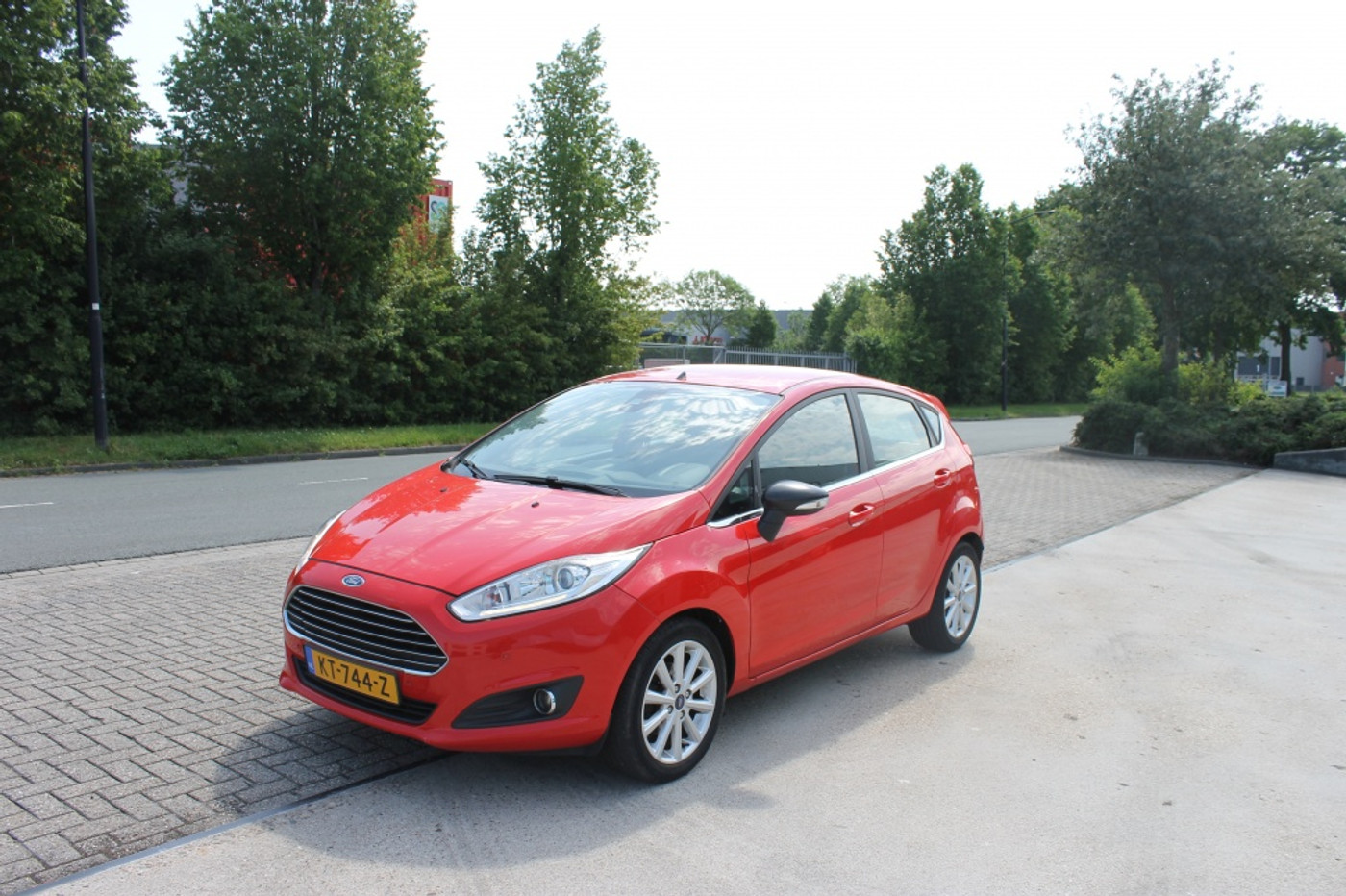 Ford Fiesta 1.0 EcoB. Titanium 2016 - voorkant