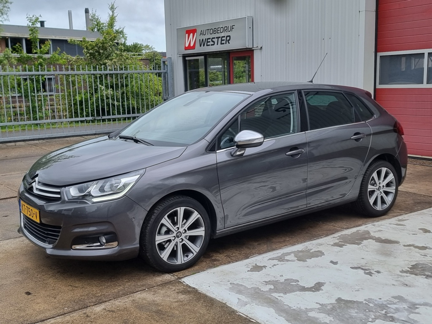 Citroen C4 1.2 PureT.Feel Coll. 2016 - voorkant