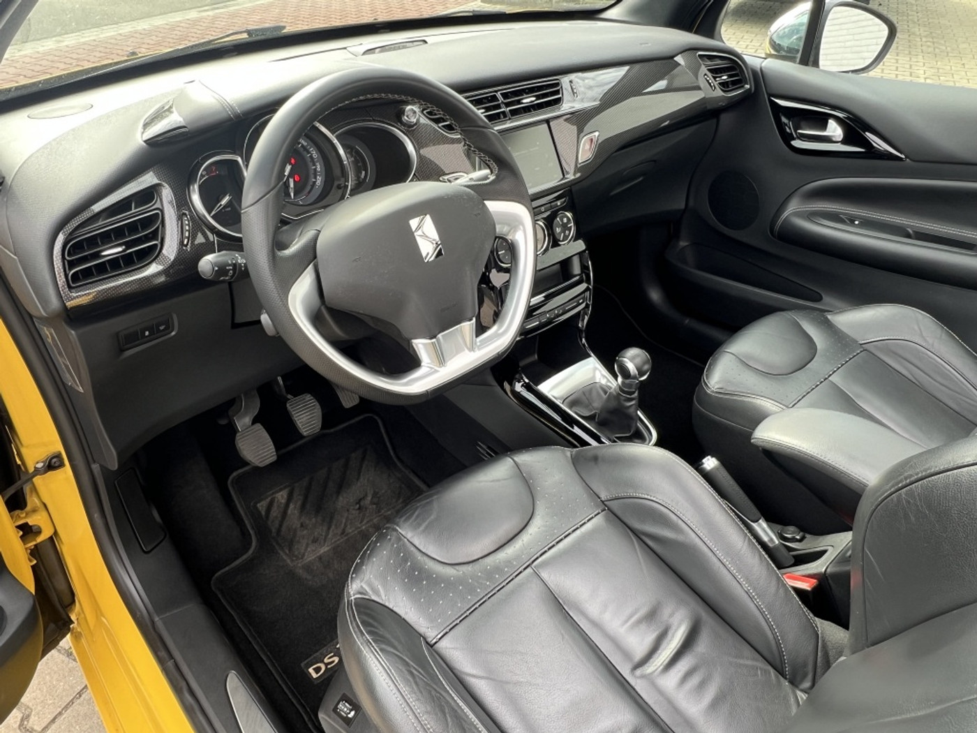 Foto van DS DS 3 Cabrio