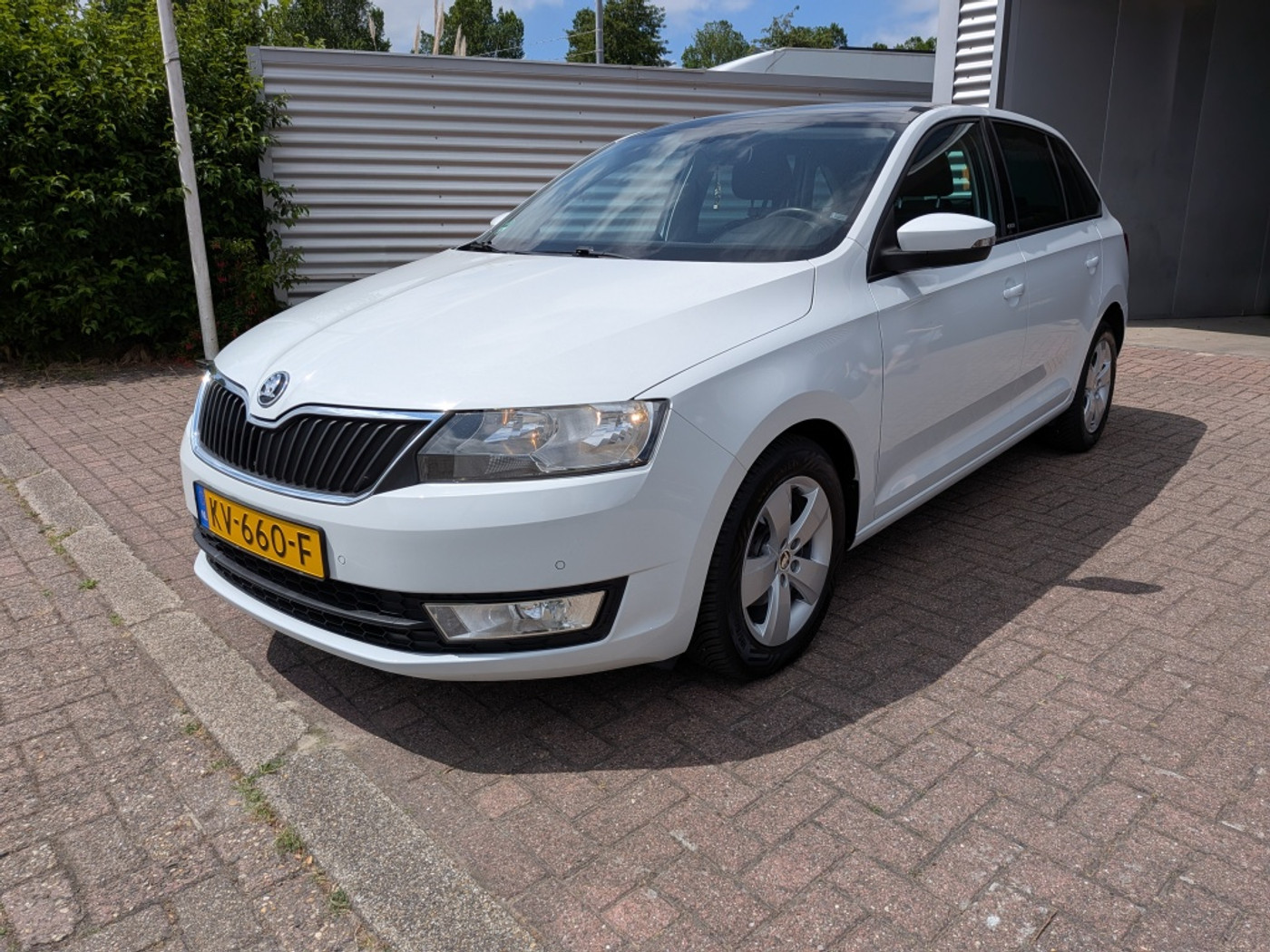 Skoda Rapid 1.2 TSI Grt JOY 2017 - voorkant