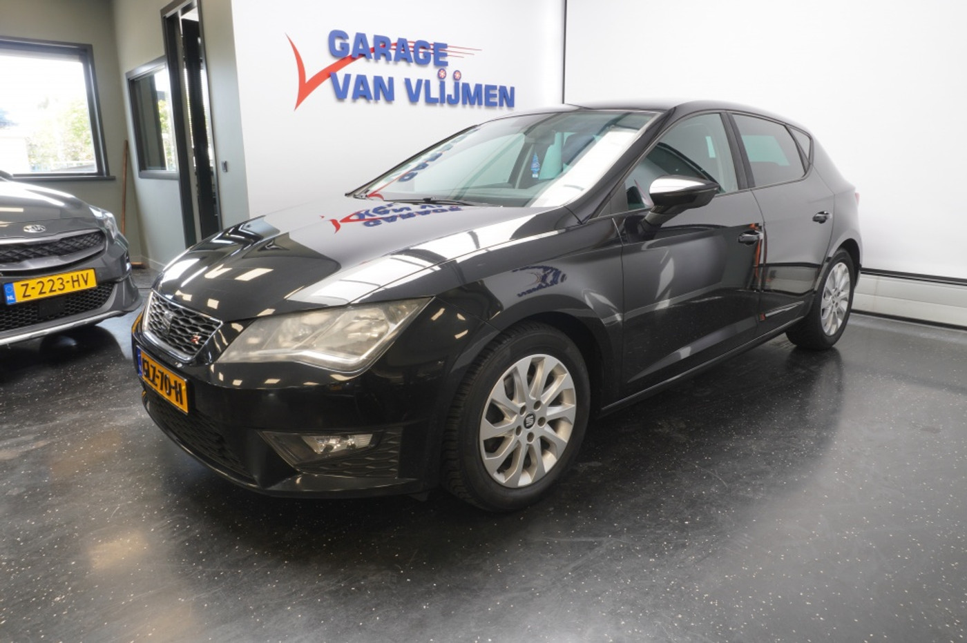 Seat Leon 1.4 TSI FR Cruise Clima Led SeatSound 2013 - voorkant