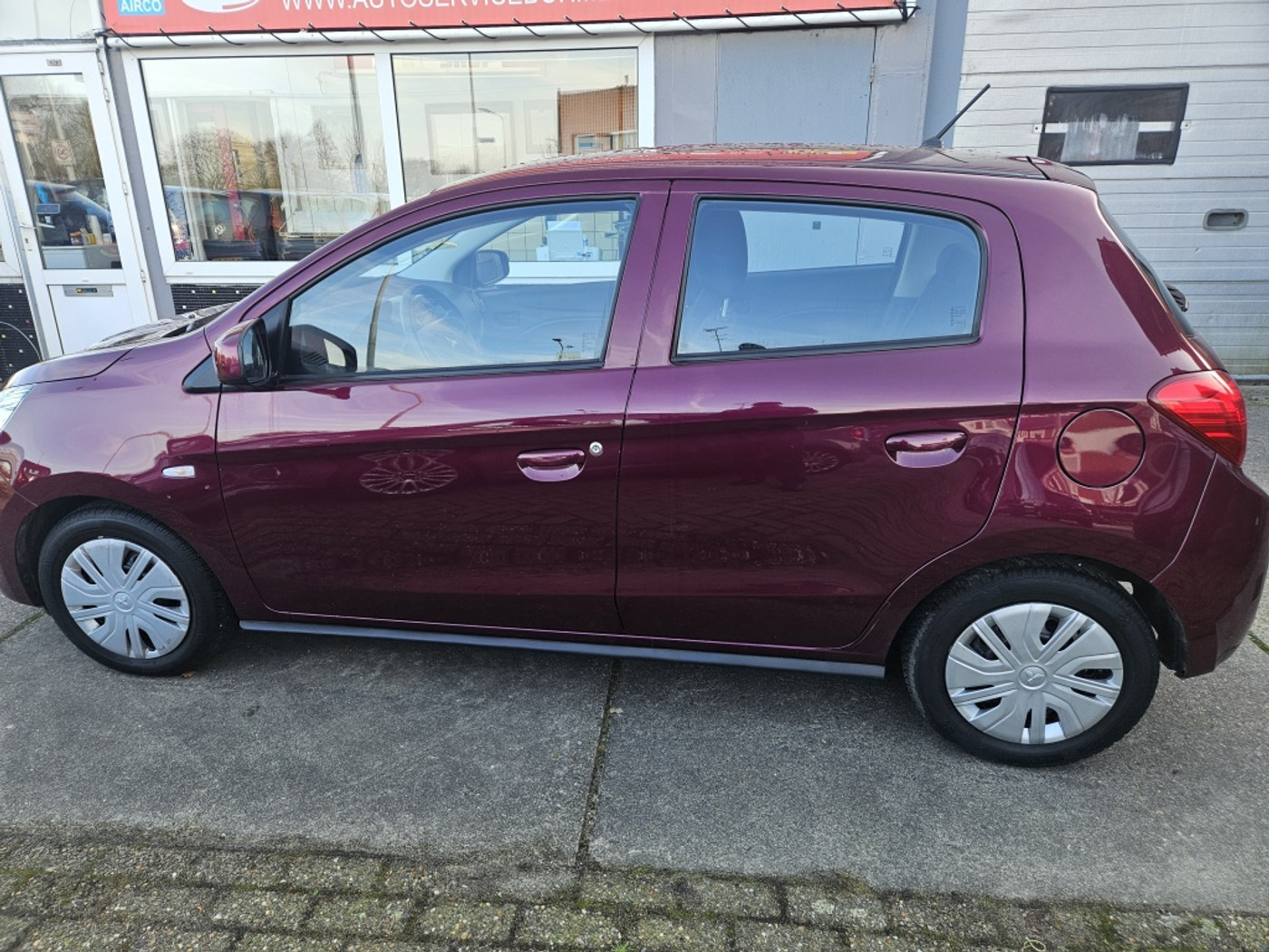 Foto van Mitsubishi Space Star