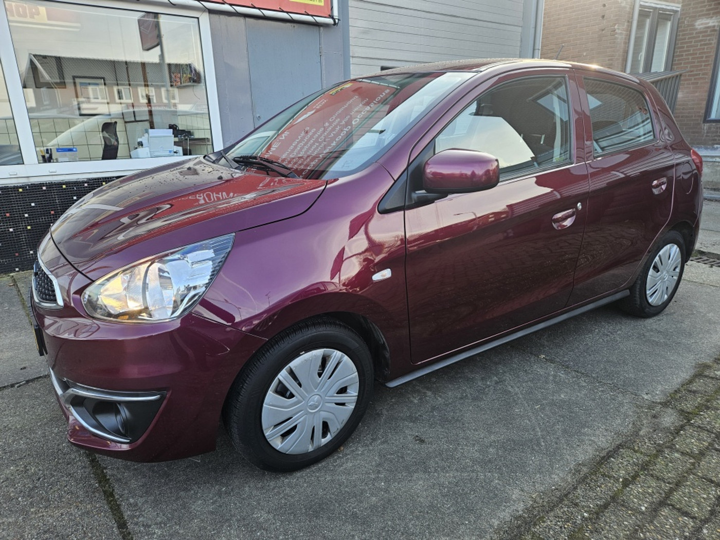 Mitsubishi Space Star 1.0 Cool+ 2019 - voorkant