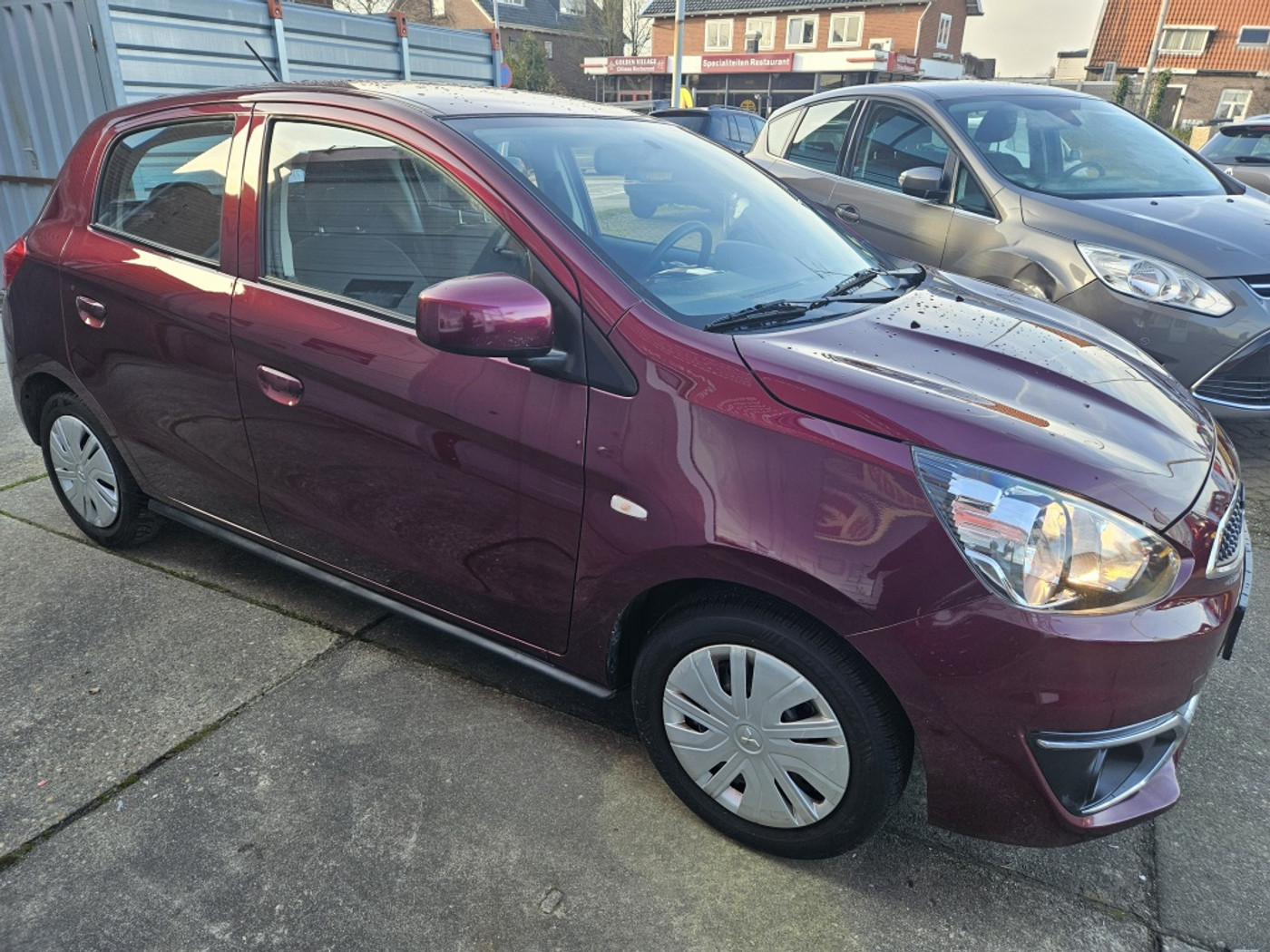Foto van Mitsubishi Space Star