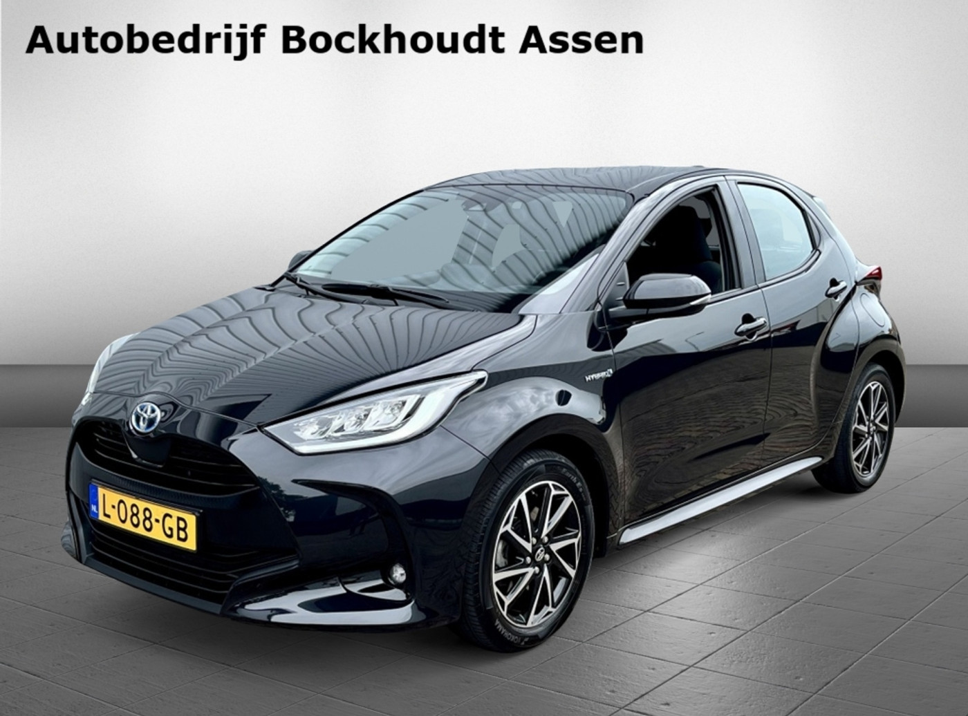Toyota Toyota Yaris 1.5 Hybrid Dynamic | Camera | Lichtmetalen velgen | Cruise Contr 2021 - voorkant