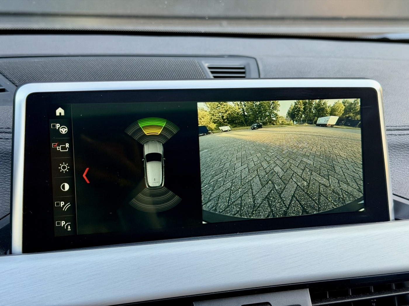 Foto van BMW X2 Sdrive20i