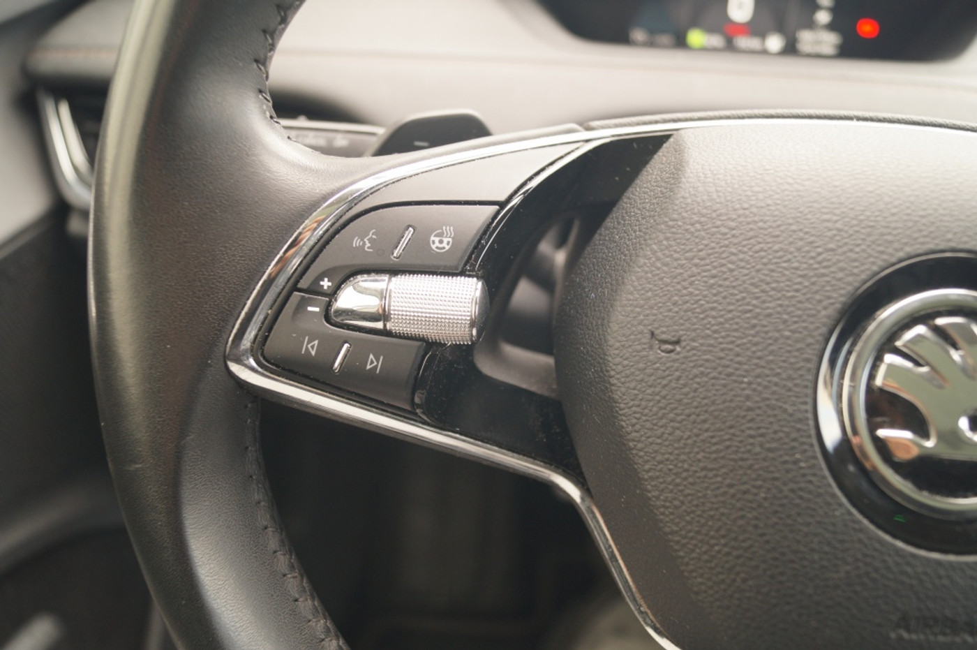 Foto van Skoda Enyaq 80