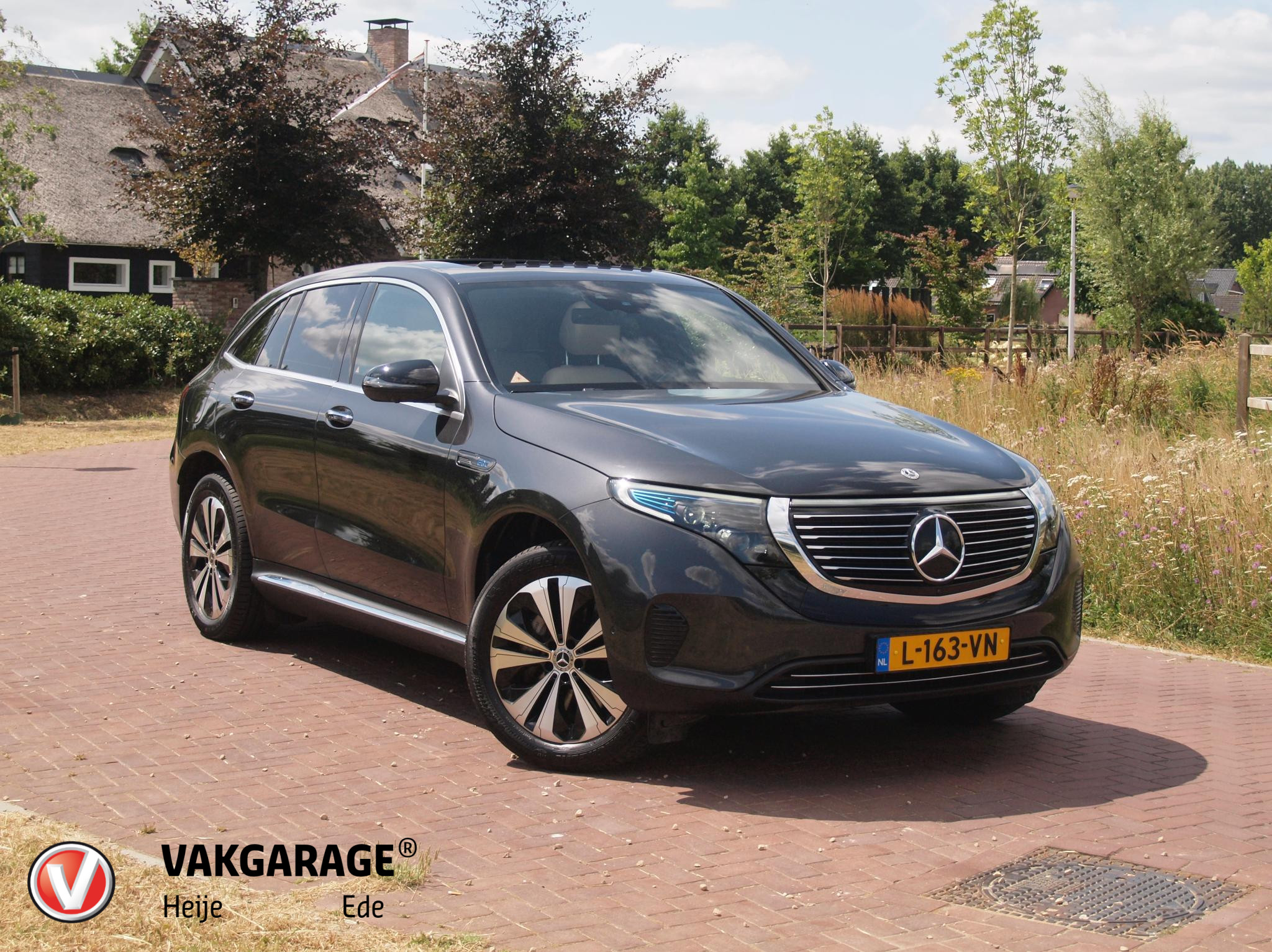 Mercedes-Benz Eqc 400 4Matic 400 4MATIC Business Solution Luxury 80 kWh 2021 - voorkant