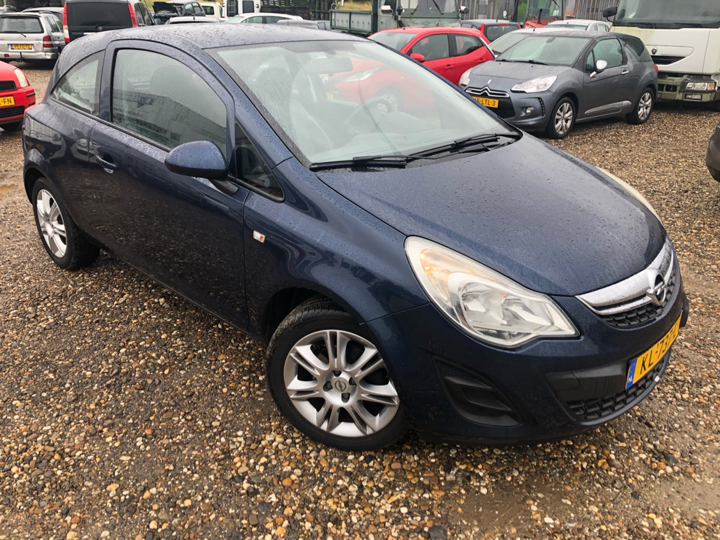 Opel Corsa 1.2-16V Rhythm*BJ 2013*129 DKM** 2013 - voorkant