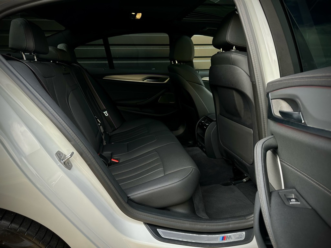 Foto van BMW 545e xDrive