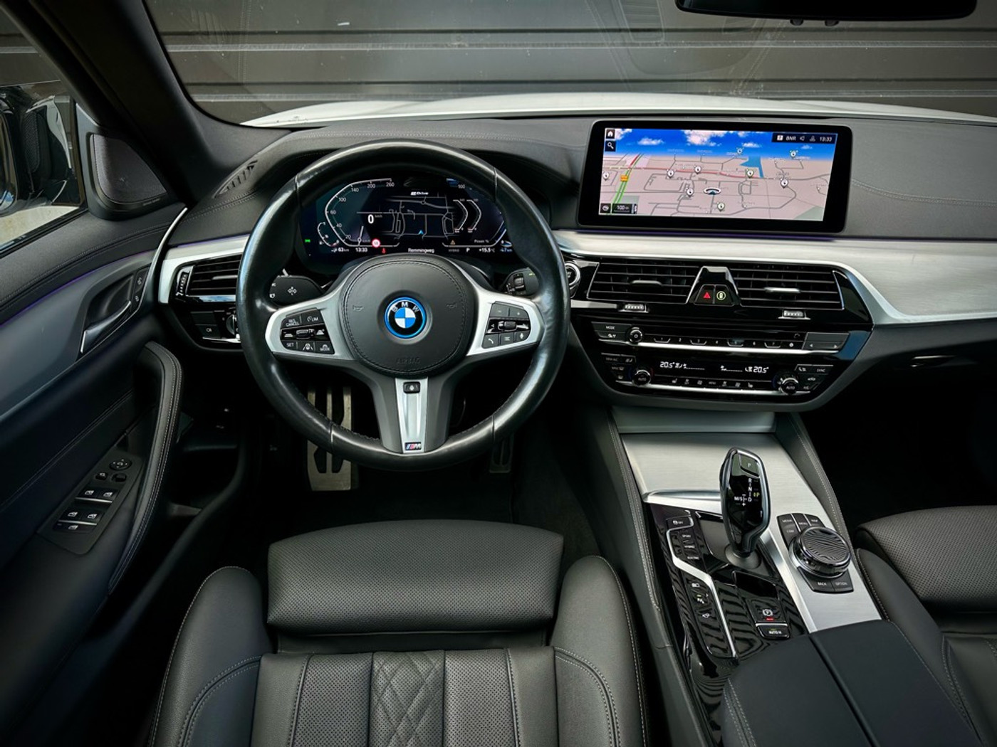 Foto van BMW 545e xDrive