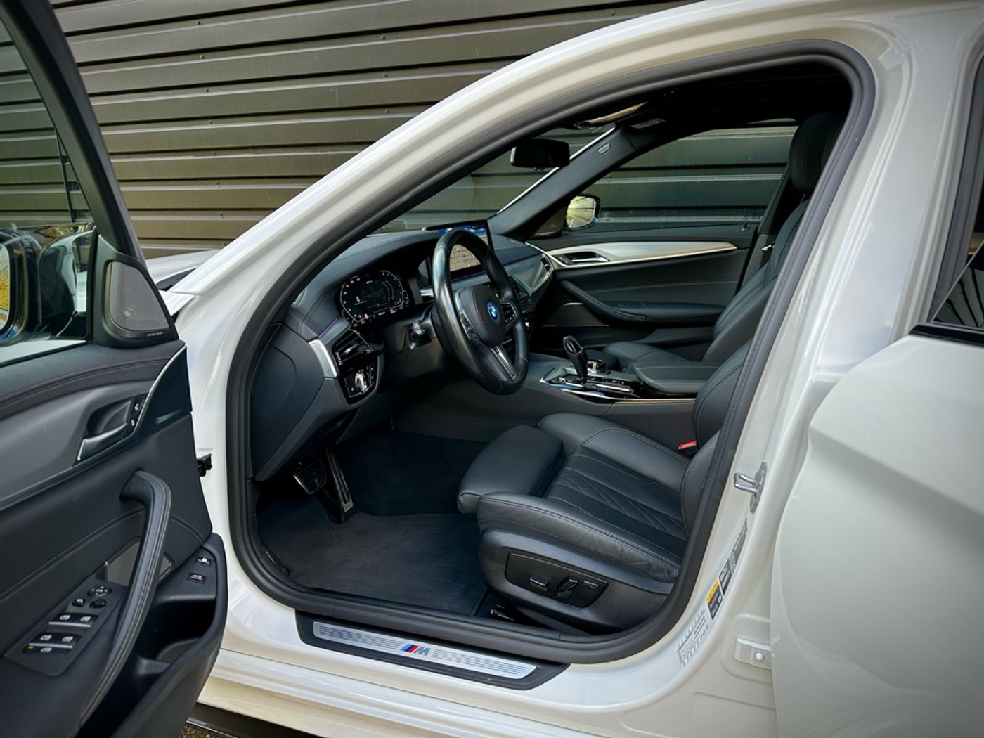Foto van BMW 545e xDrive