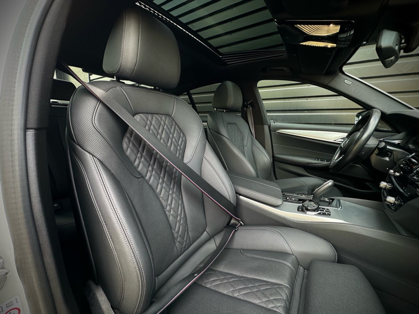 Foto van BMW 545e xDrive