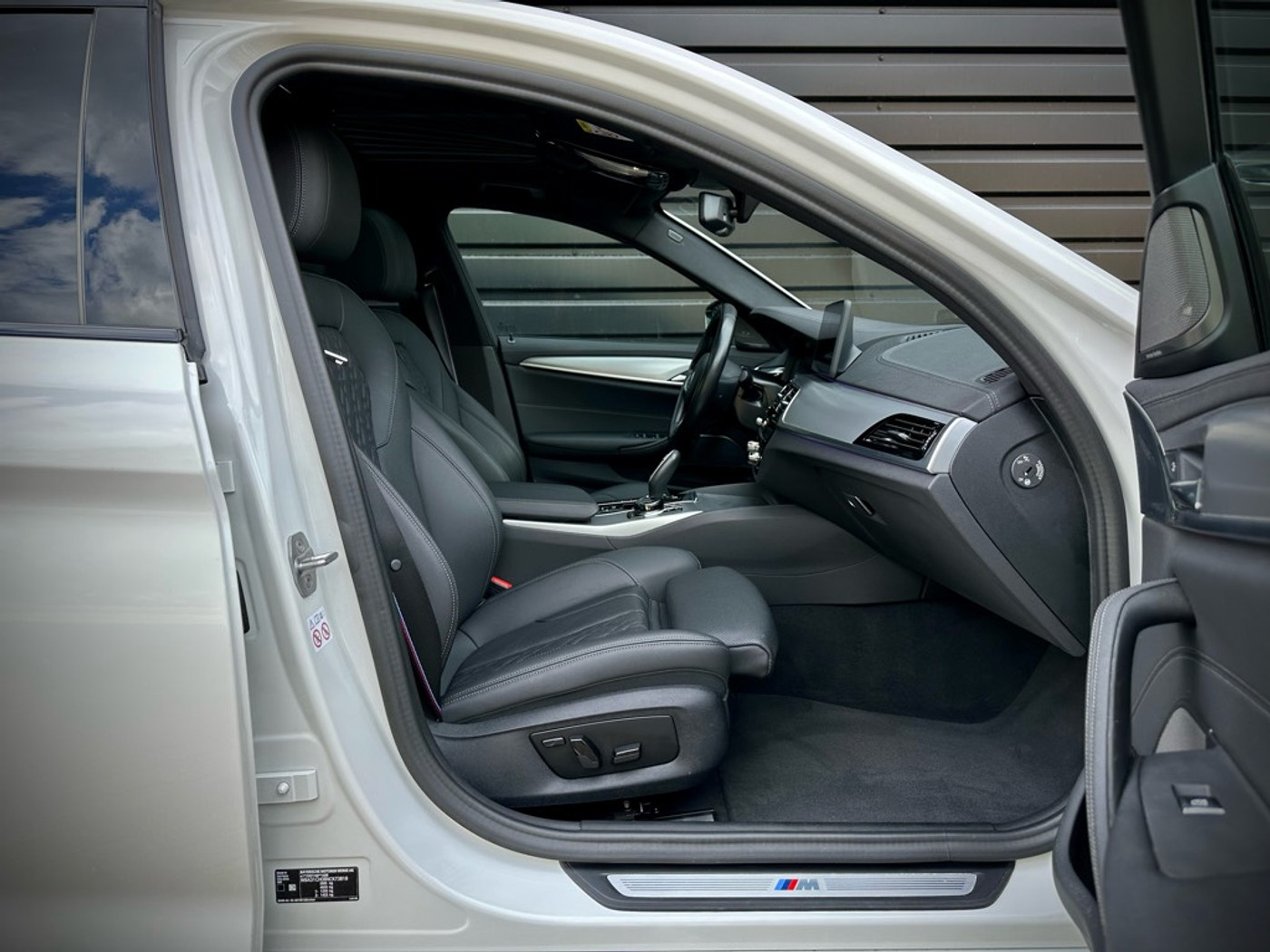 Foto van BMW 545e xDrive