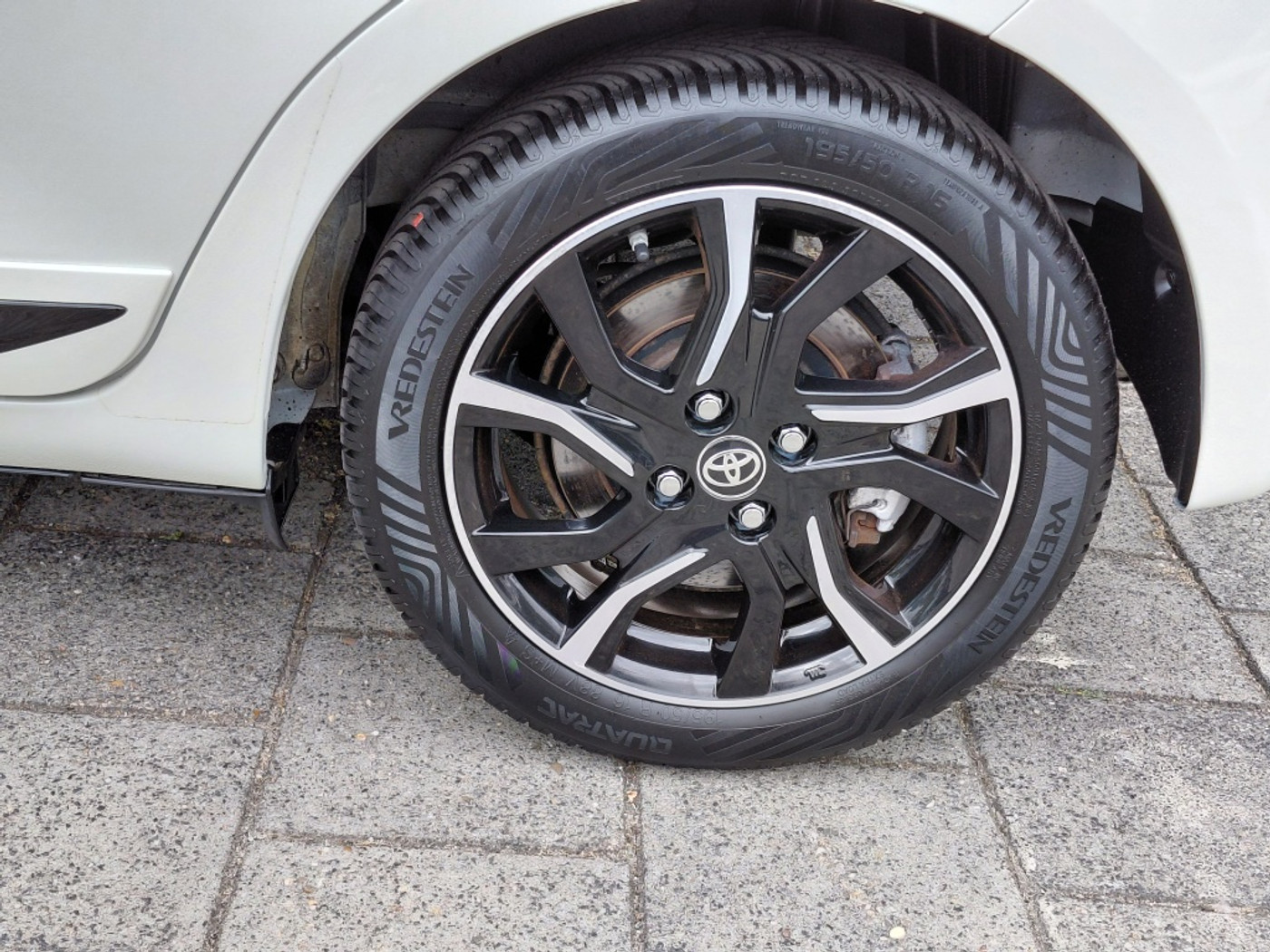Foto van Toyota Toyota Yaris Hybrid