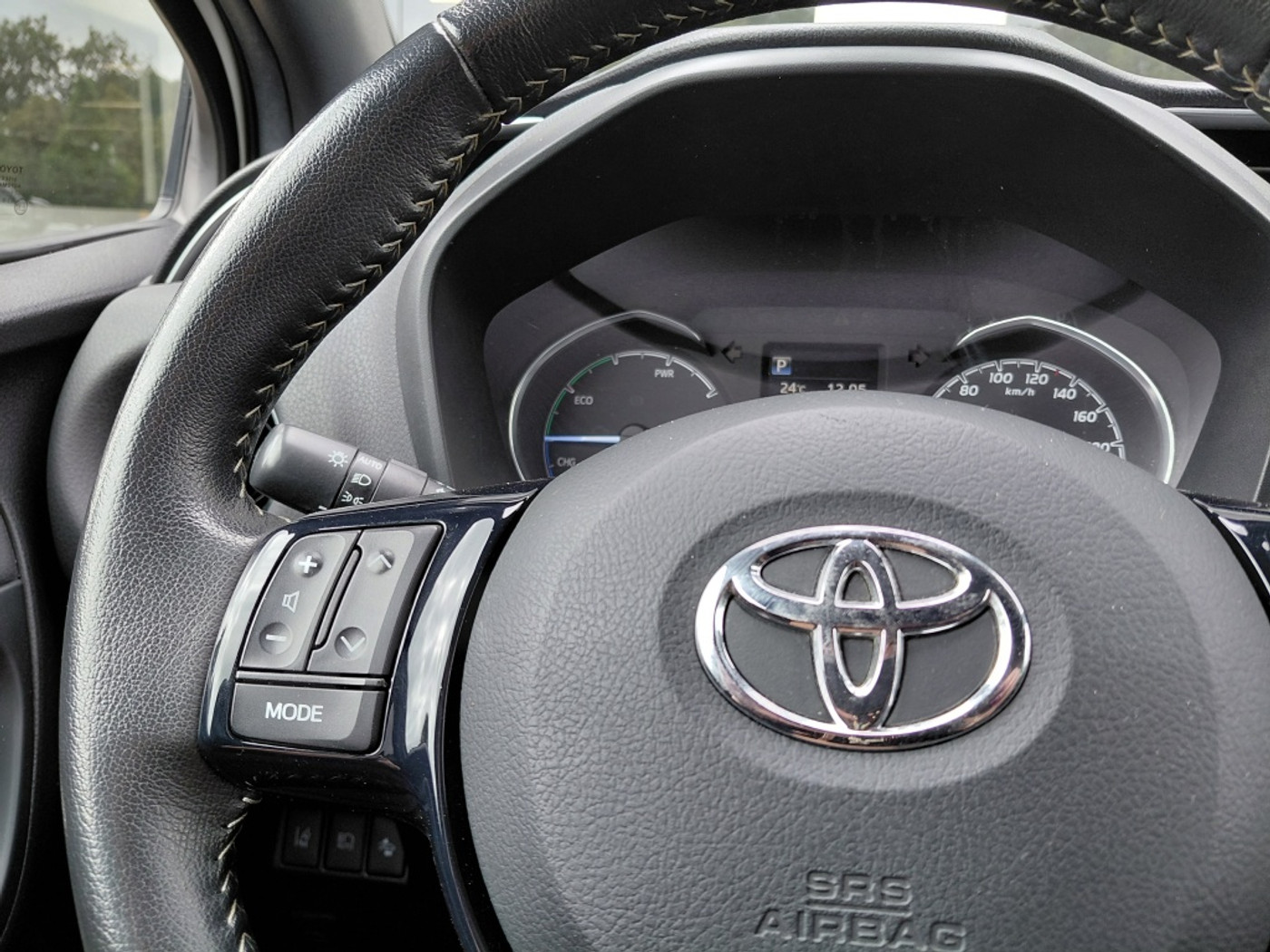 Foto van Toyota Toyota Yaris Hybrid