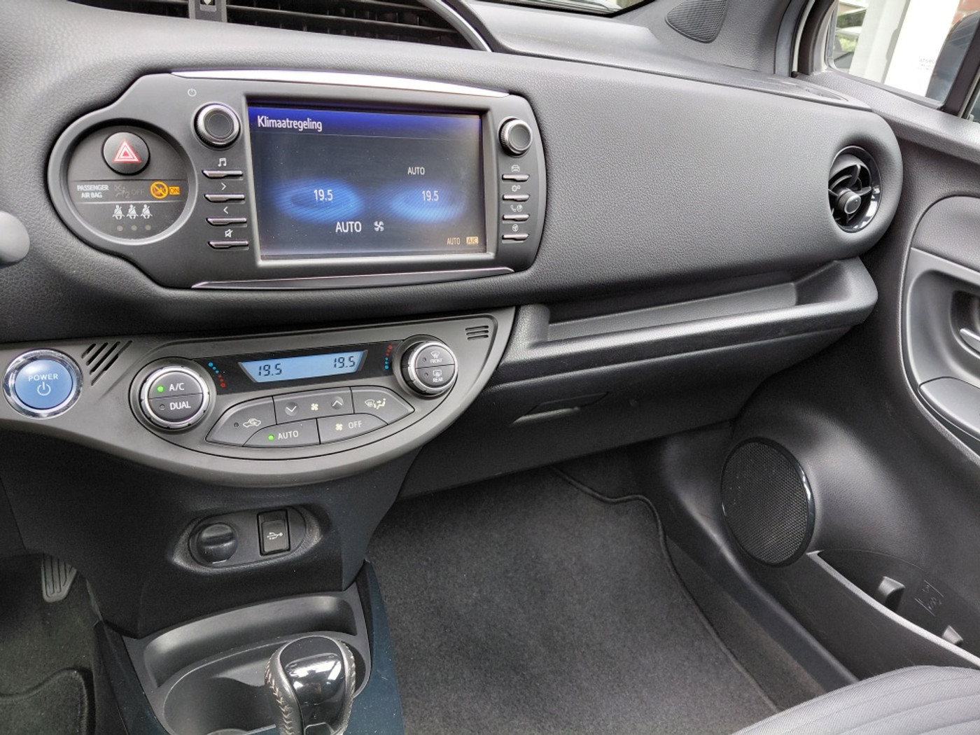 Foto van Toyota Toyota Yaris Hybrid