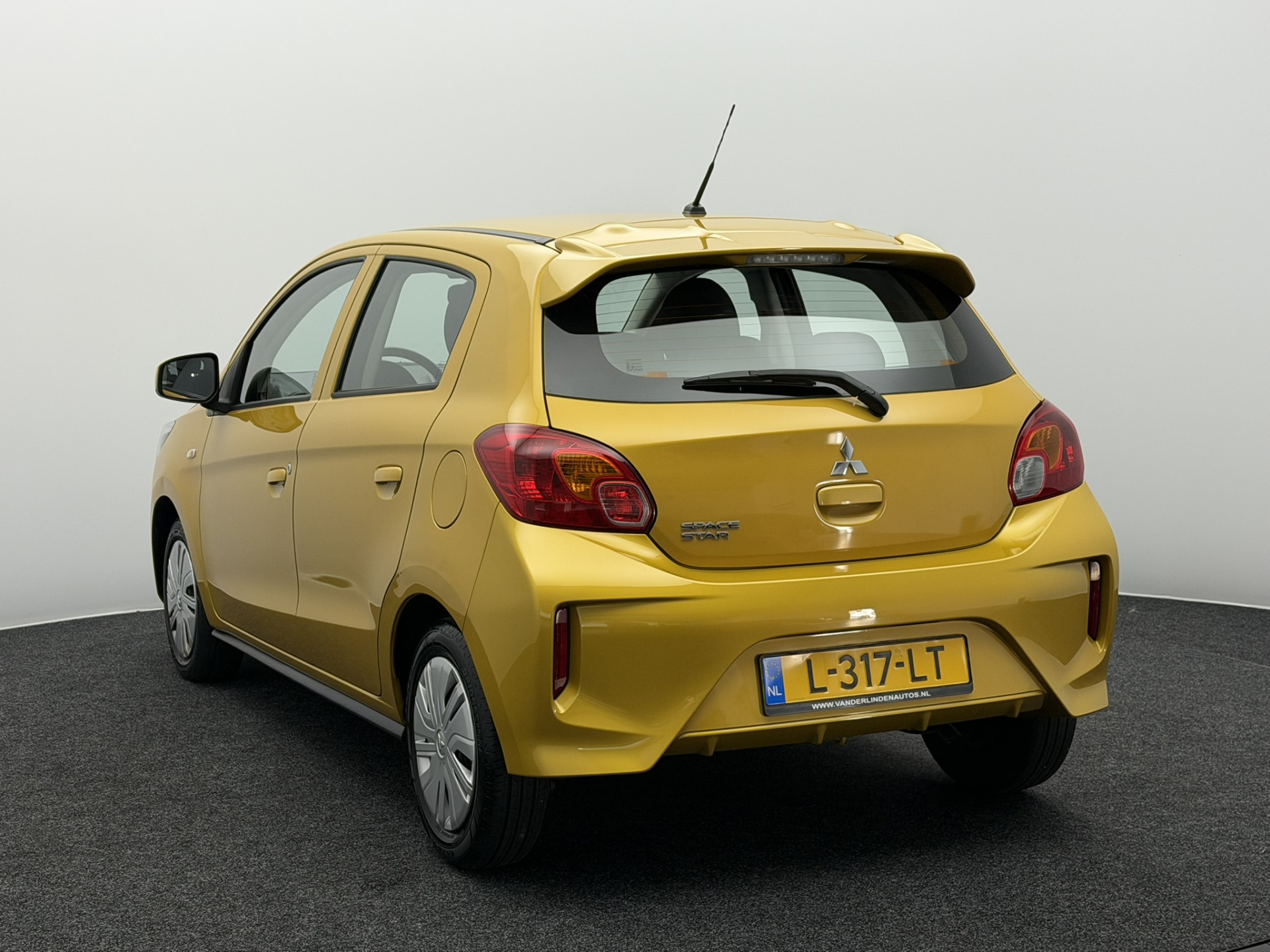 Foto van Mitsubishi Mitsubishi Space Star