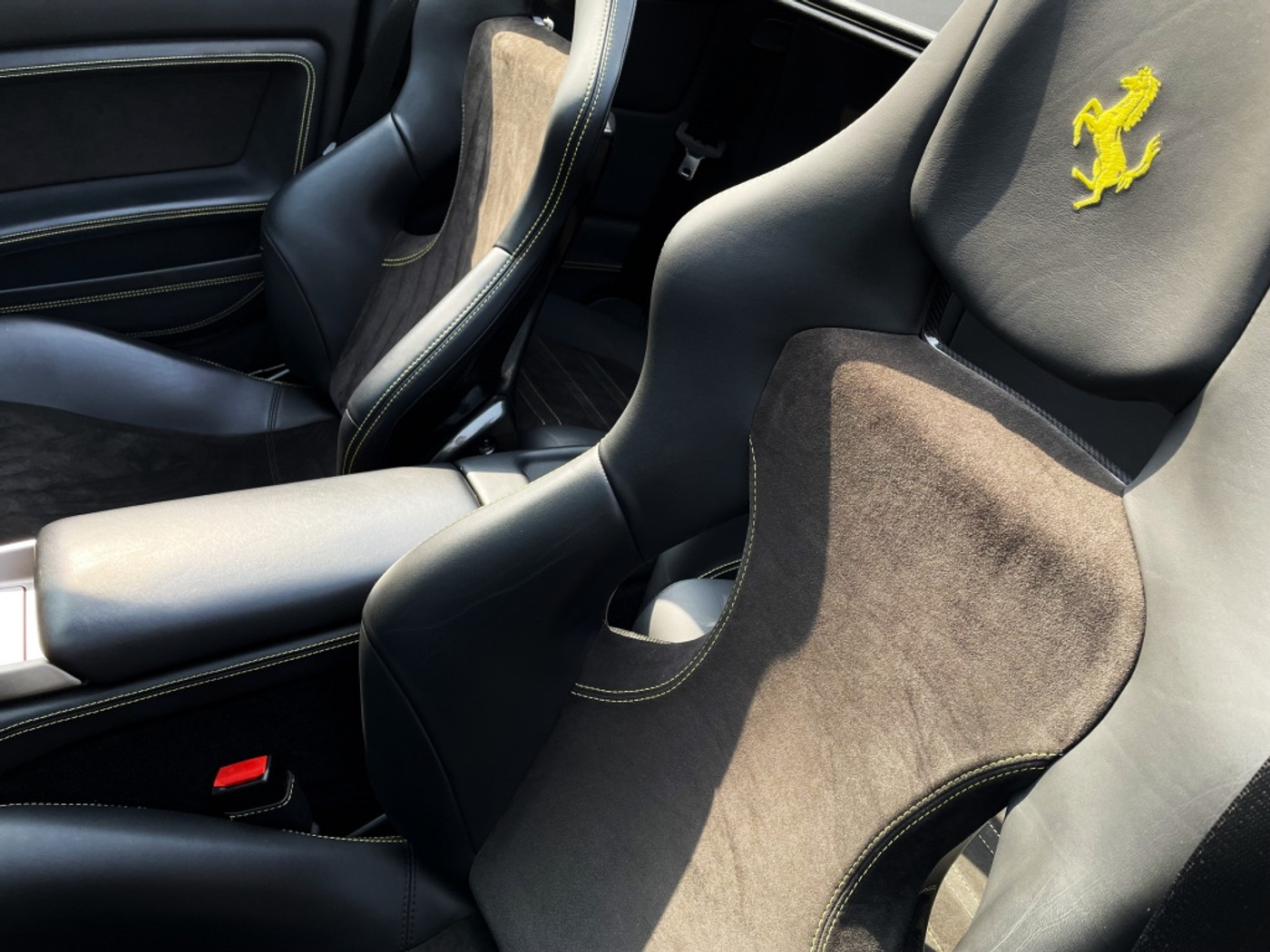 Foto van Ferrari California