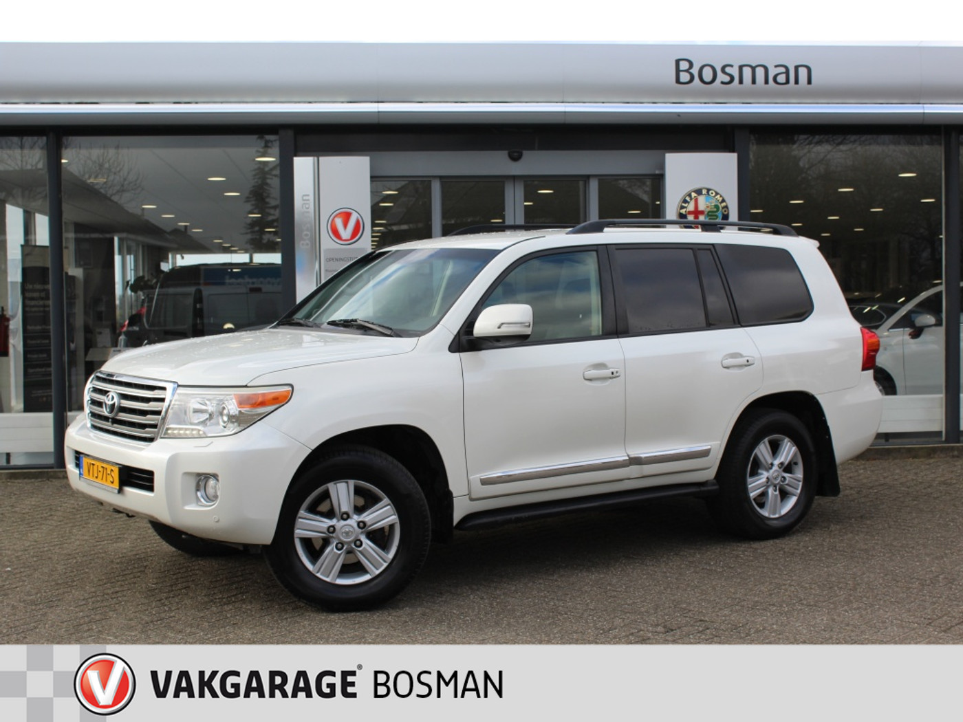 Toyota Toyota Land Cruiser (200 Series) 4.5 V8 D-4D 4x4/Trekhaak/Camera/Grijskenteken 2012 - voorkant