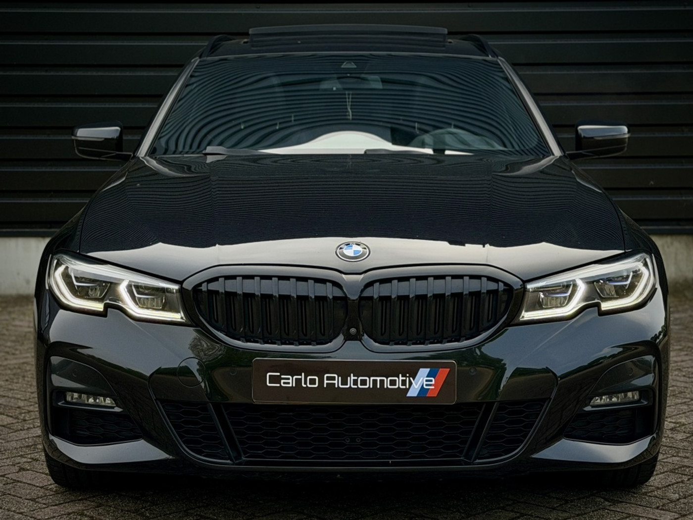 Foto van BMW 330e