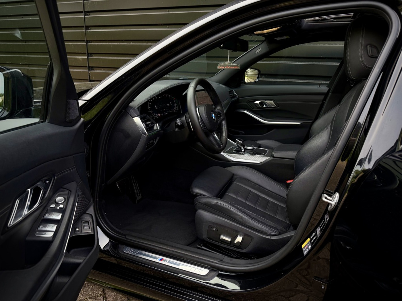 Foto van BMW 330e