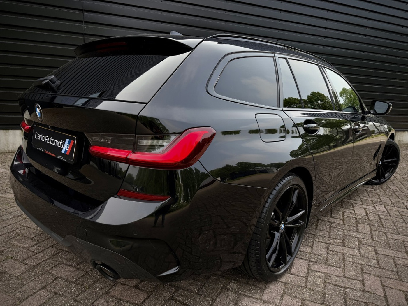 Foto van BMW 330e