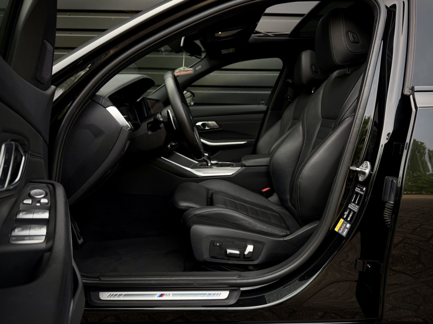 Foto van BMW 330e