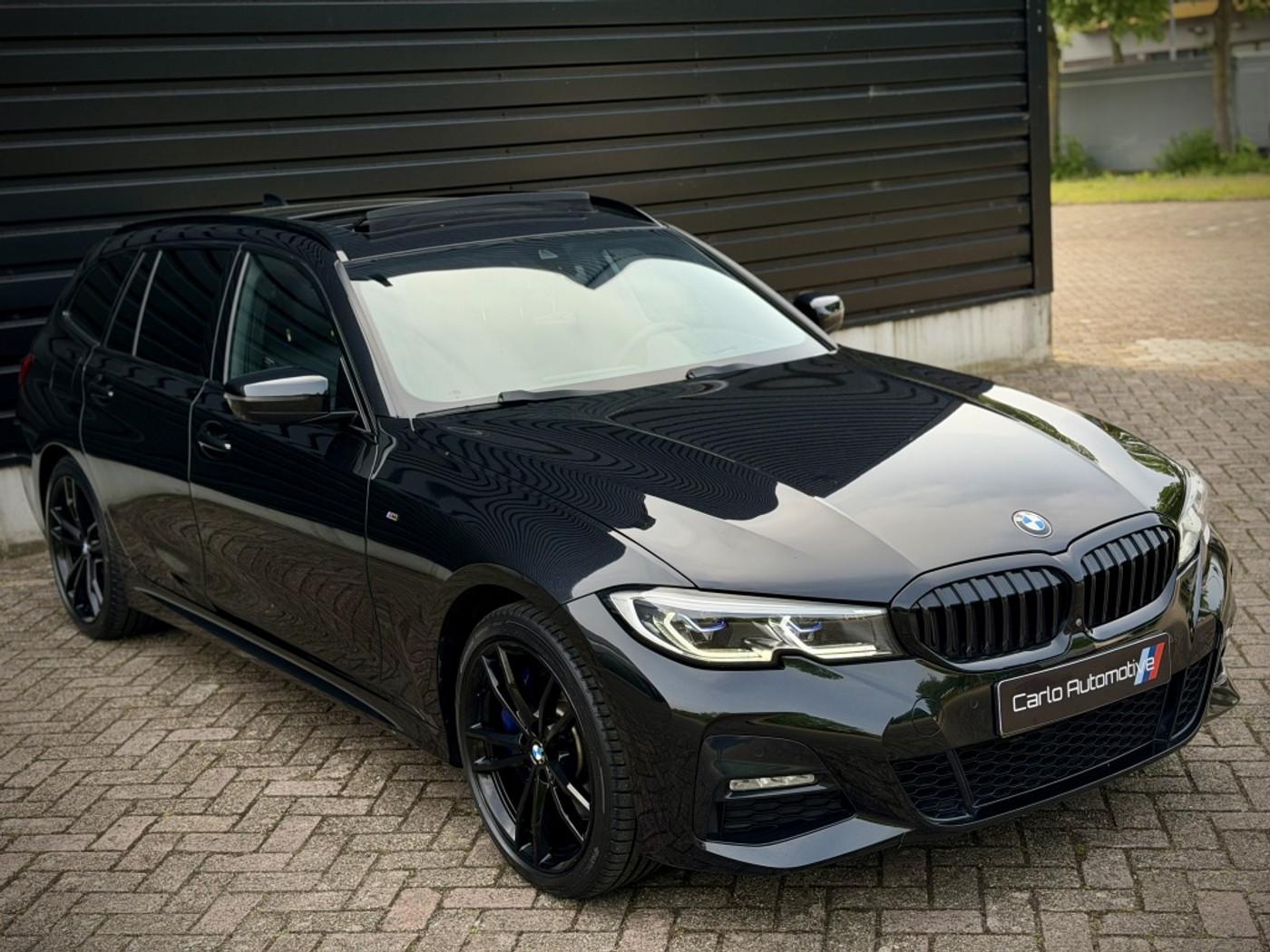 Foto van BMW 330e