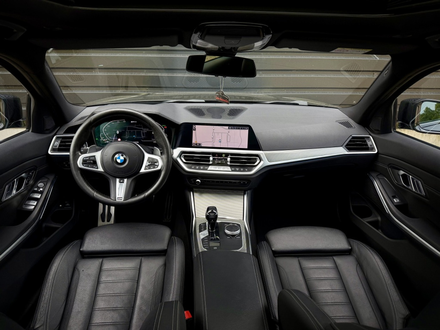 Foto van BMW 330e