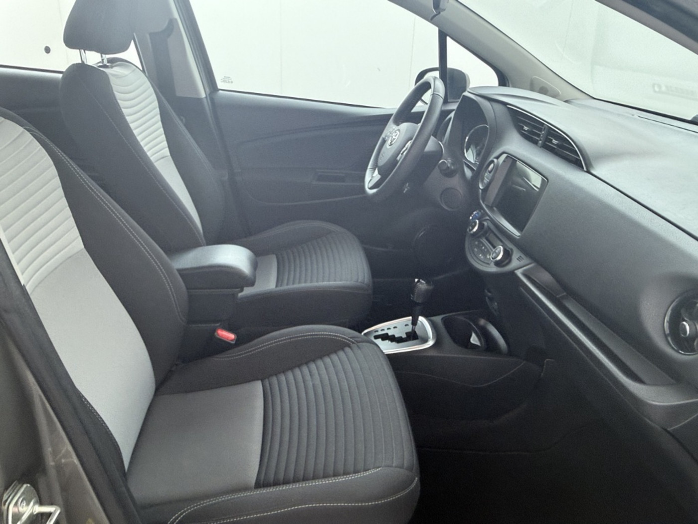 Foto van Toyota Toyota Yaris Hybrid