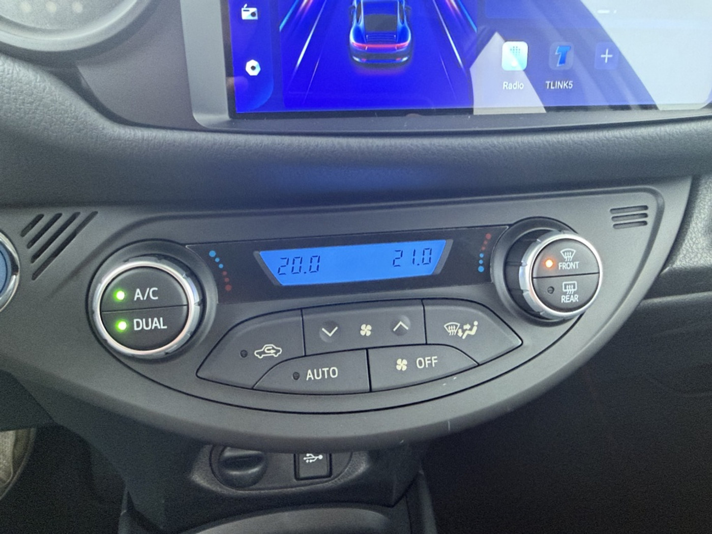 Foto van Toyota Toyota Yaris Hybrid