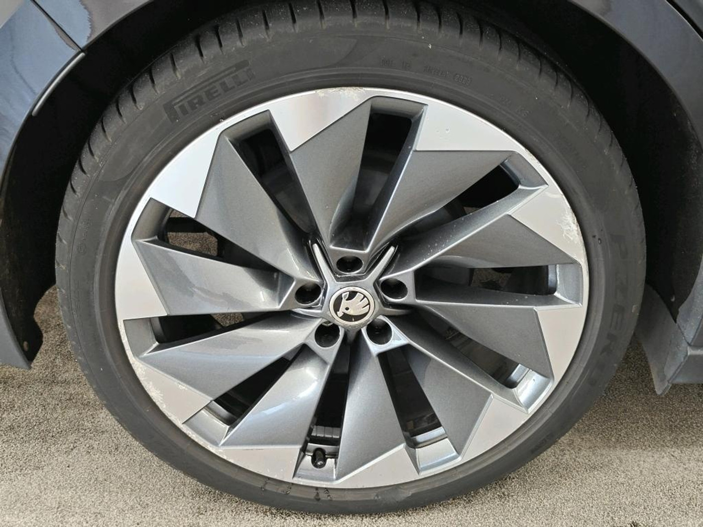 Foto van Skoda Enyaq 80