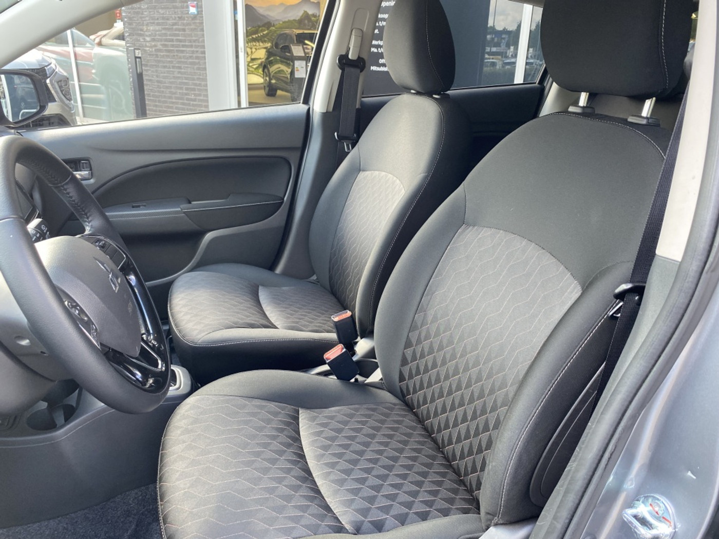 Foto van Mitsubishi Mitsubishi Space Star