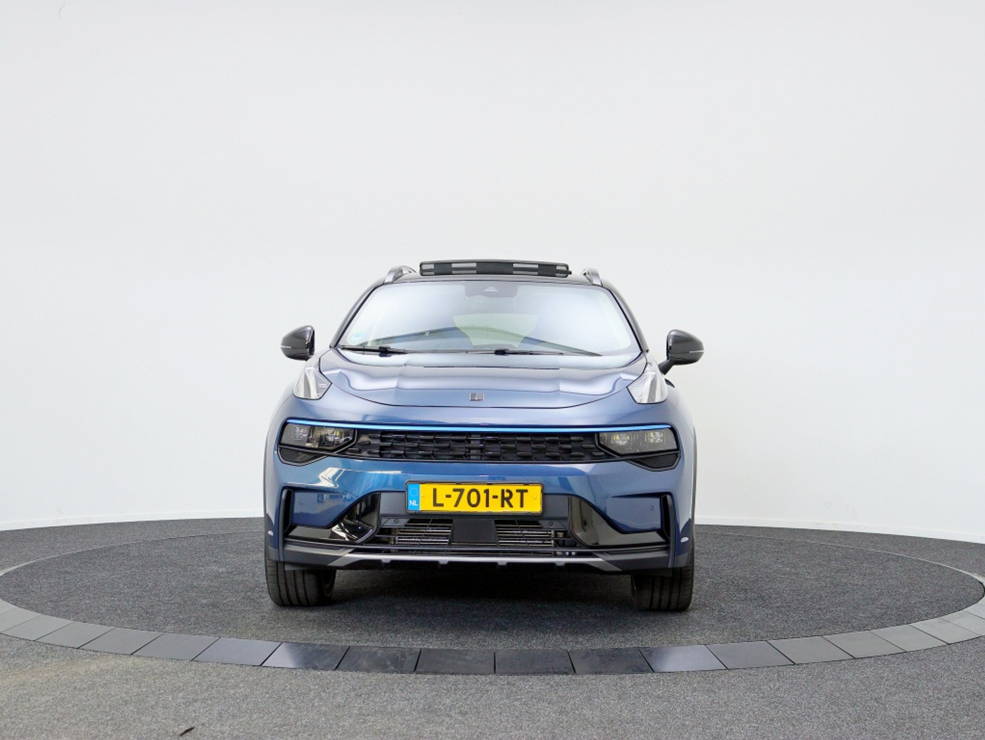 Foto van Lynk&co LYNK & Co 01